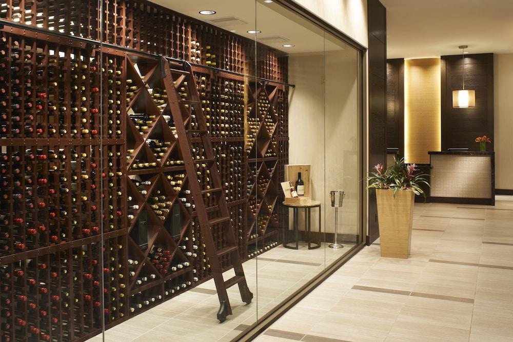 Отель Indianapolis Marriott East Экстерьер фото