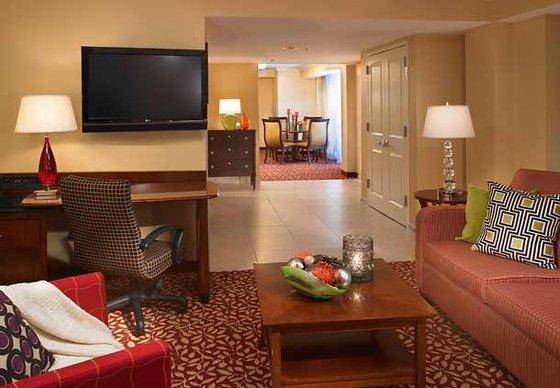 Отель Indianapolis Marriott East Экстерьер фото
